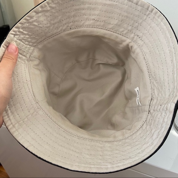 Faux Fendi Monogram Bucket Hat - Picture 4 of 4